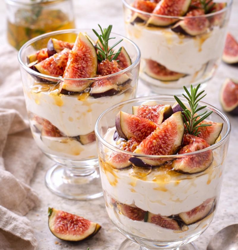 Krem mascarpone z figami i miodem rozmarynowym 1 Krem mascarpone z figami i miodem rozmarynowym